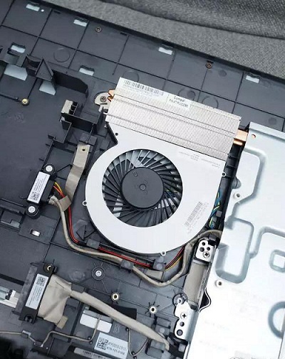 揚天S5250（部分指定機型）風(fēng)扇表面增加光觸媒涂層