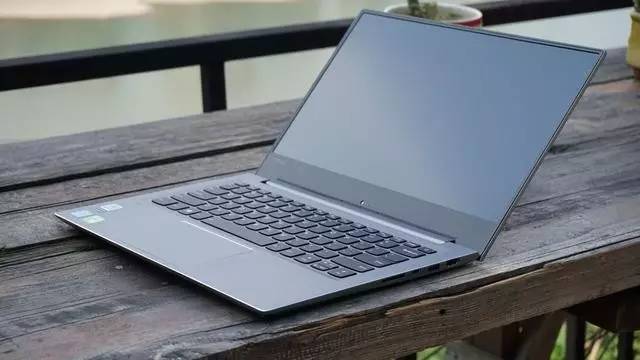 聯(lián)想揚天V720筆記本電腦