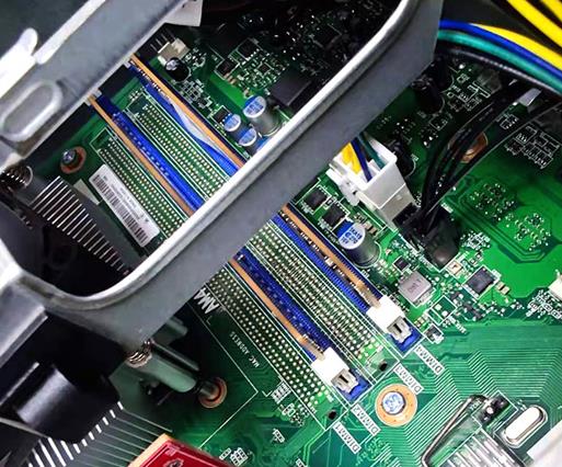 聯(lián)想啟天M540搭配了16GB-DDR4雙通道內存